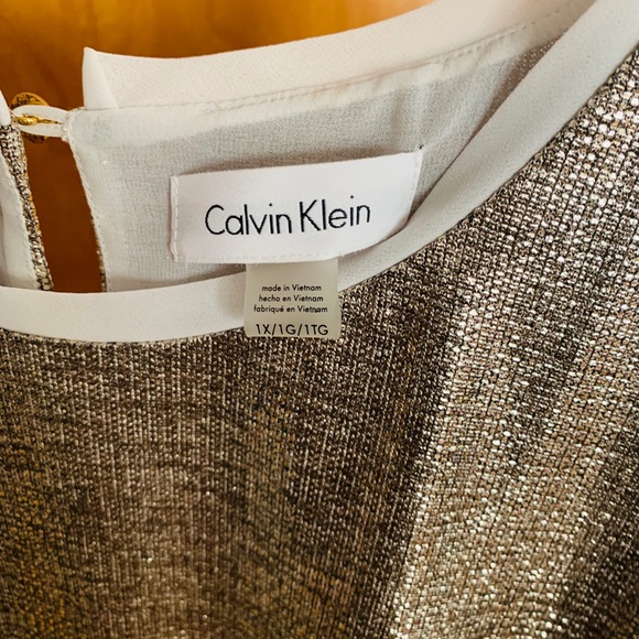 Calvin Klein metallic top - Picture 2 of 4